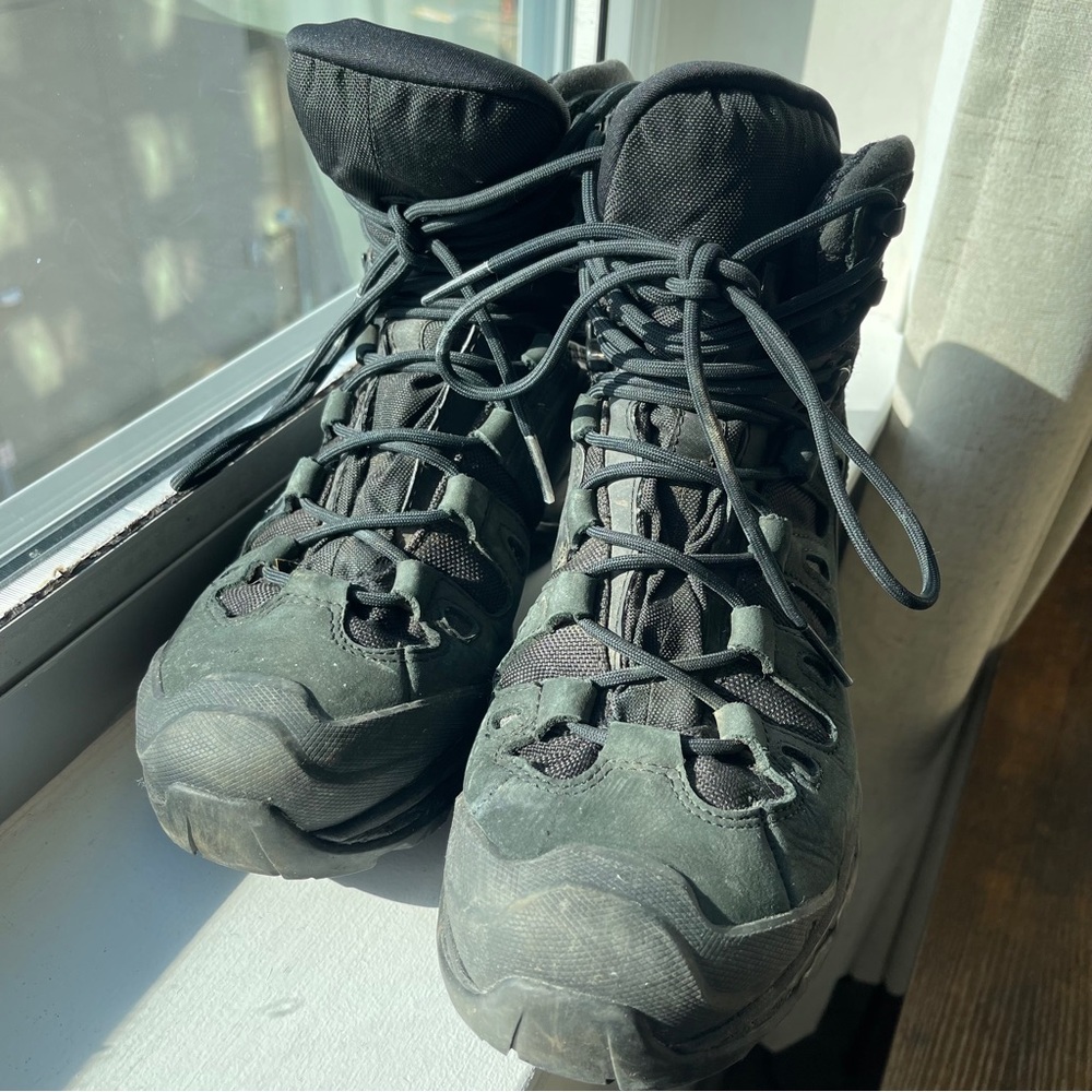 Solomon GORE-TEX hiking boots